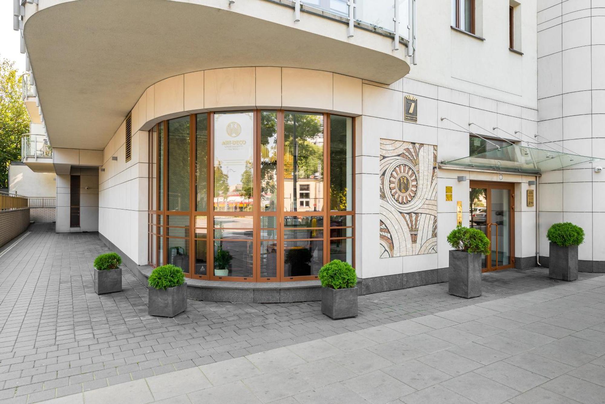 Luxury 2-Bedroom Penthouse Warsaw Skyline 15M Terrace, Garage, Gym, Rooftop & Only 500 M To Metro Buitenkant foto